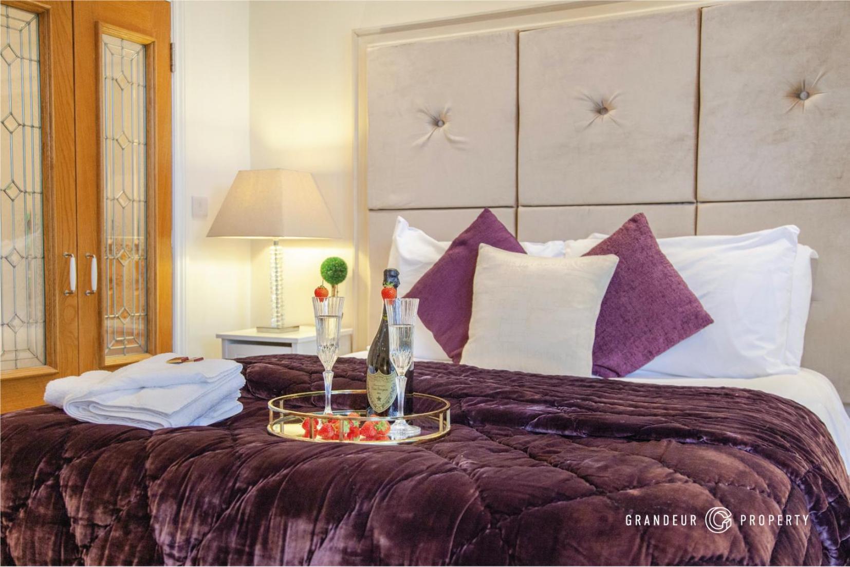 Treetop Suite By Grandeur Property Bournemouth Ngoại thất bức ảnh